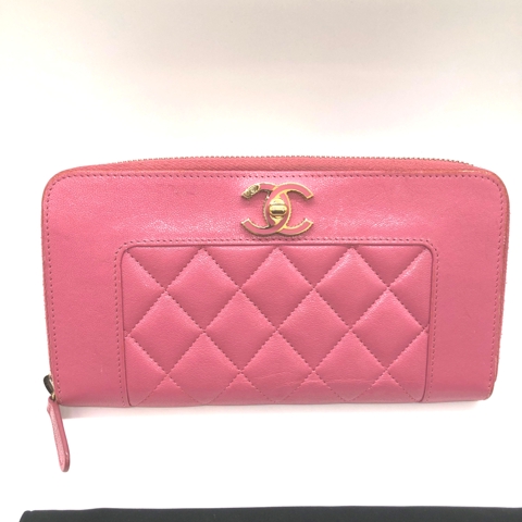 CHANEL マドモアゼルラウンドファスナージッピーウォレット